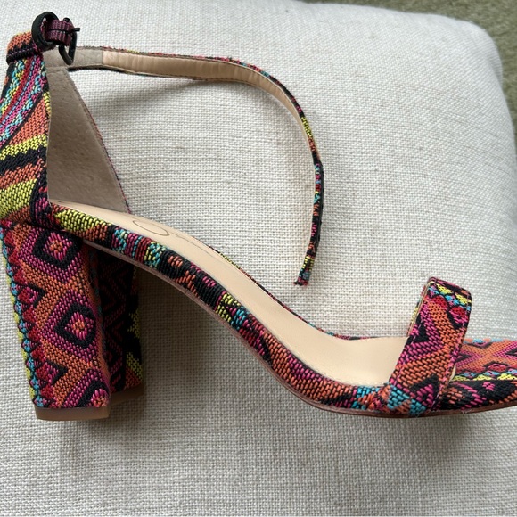 Jessica Simpson Block Heel NWOT 8.5 - Picture 9 of 9